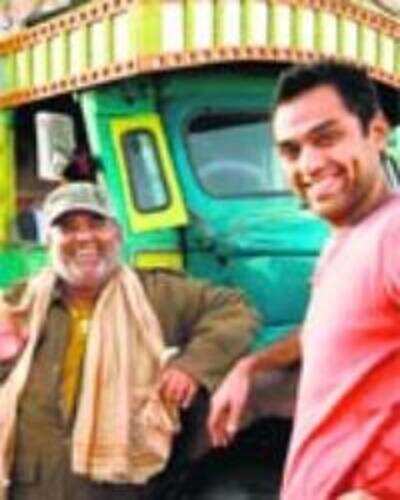 Road, movie: Deol,niche