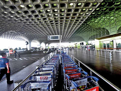 Adani snaps up 74% stake in Mumbai airport