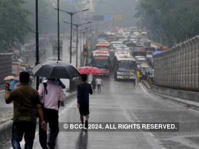 Heavy rains lash Mumbai; IMD prediction of moderate to heavy rainfall in next 24 hours