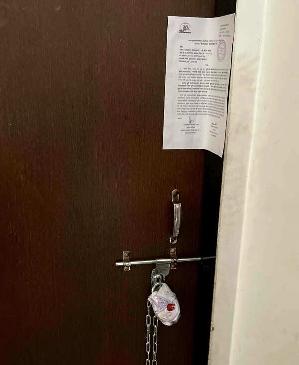 PMC seals premises used for RCC Classes in Deccan for multiple violations related to illegal use & structural alterations