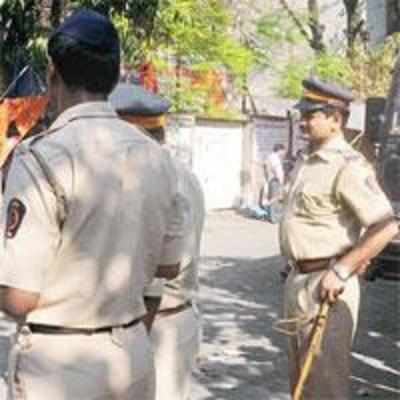 Barred from exam, students turn violent at Andheri colleges