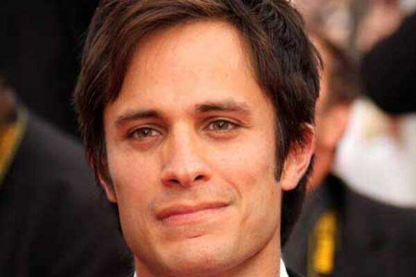 Gael Garcia Bernal returns with a vengeance