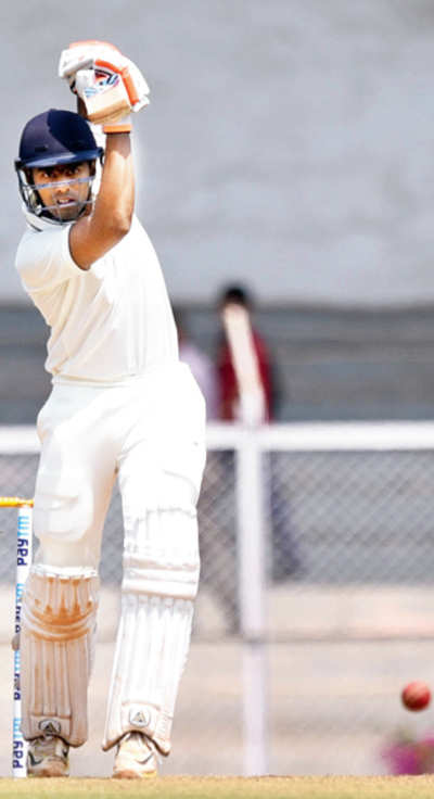 Surya rises to the occasion for Mumbai