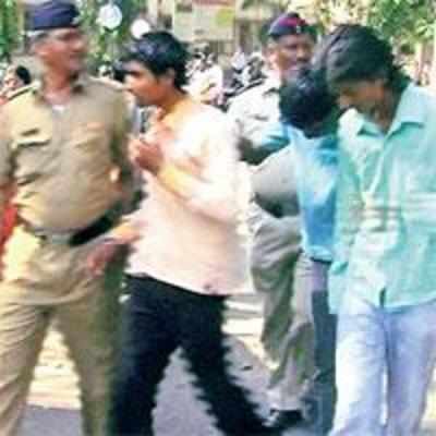 Kalyan residents police streets to nab thieves