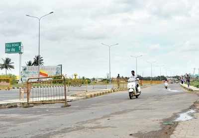 Gang active on Hosur Road nabbed; it offered lifts to lone commuters, robbed them