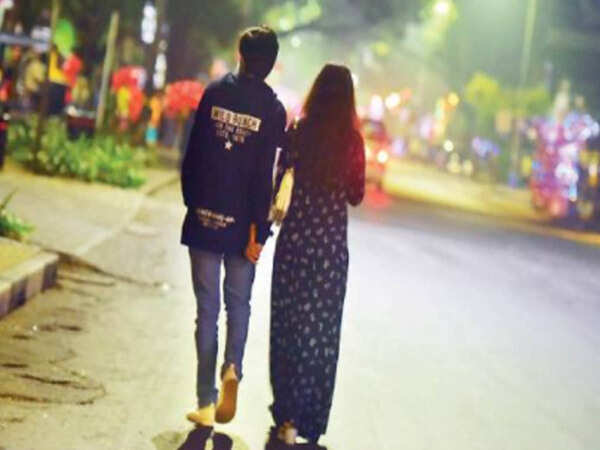 A silent goodbye to the decade on FC Road & other party streets