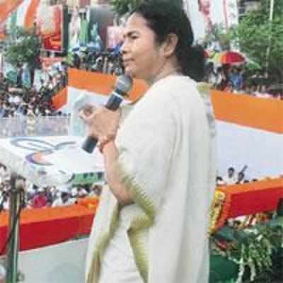 Didi blames CPI-M for train accidents