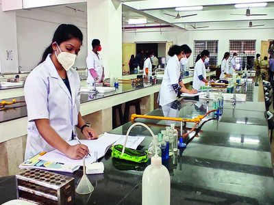 Temporary suspension of rural service for medicos