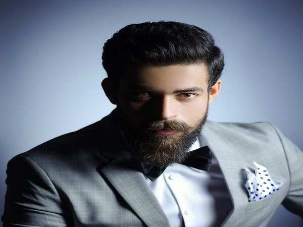 Varun Tej is as dedicated as Chiranjeevi and Ram Charan- Sreenu Vaitla