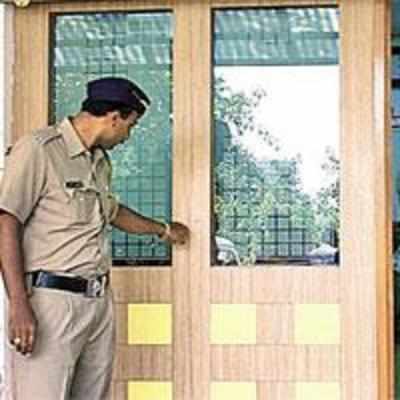 Extortionists fire three rounds at builder's office in Bhandup