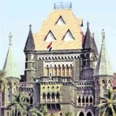 HC tells fighting couple to resolve differences