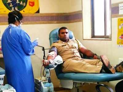 City constable donates blood to 14-year-old amid cyclone Nisarga and COVID-19 crisis