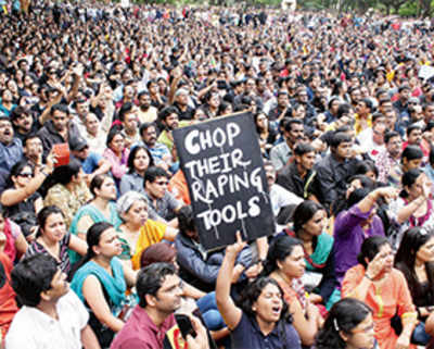 B’lore rape: Hundreds march on police station, demand action