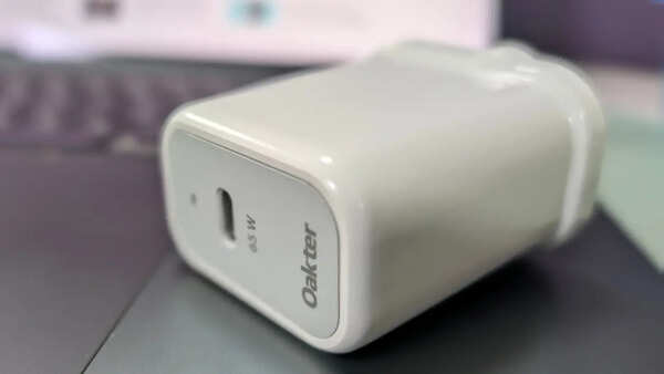 Oakter 65W GaN charger review: One-stop solution for charging needs