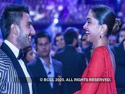 Ranveer Singh's latest Instagram post has Deepika Padukone weak in the knees