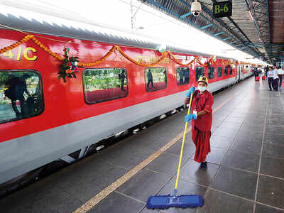 CSMT-Delhi Rajdhani now four days a week