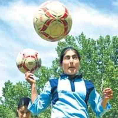 Now, Kashmiri schoolgirls bend it like Beckham