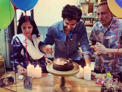 Kartik Aaryan, Janhvi Kapoor wrap Punjab schedule of Dostana 2; actor celebrates his birthday with family later