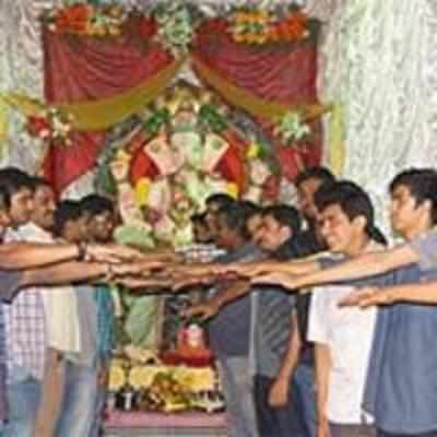 A Ganesha pandal that saves power