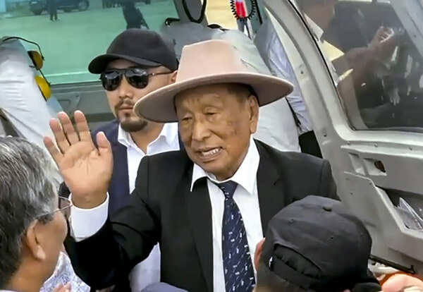 Muivah: Naga flag, constitution non-negotiable in peace deal