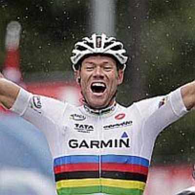 Hushovd wins 16th stage, Voeckler still the leader