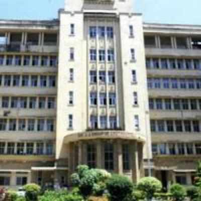 Docs spring New Year surprise on State govt