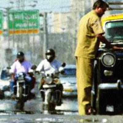 Traffic cops urge college students to wear helmets