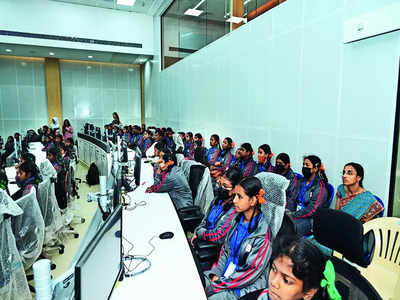 Students enjoy women’s day ‘smart tour’