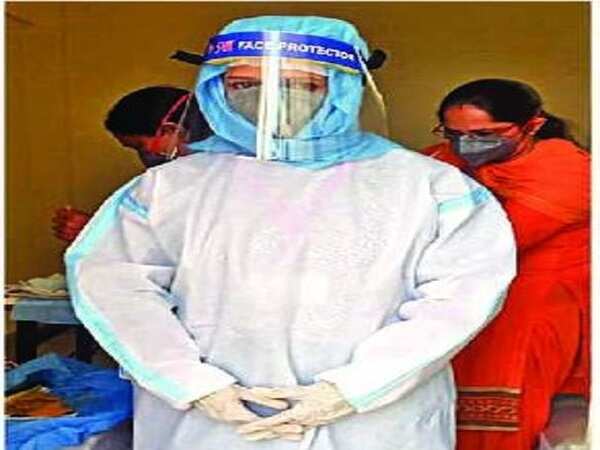 Delhi: Out in the open in a Covid-19 isolation camp