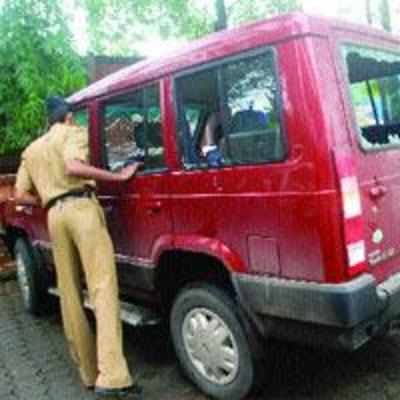 Gang loots Rs 53 L from jeep, enroute to an ATM,  in bold daylight robbery