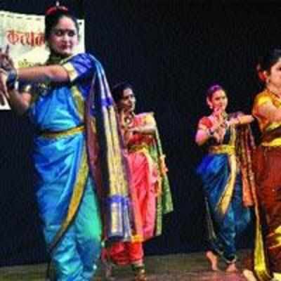 Vibrant colours of Maharashtra's folk dances
