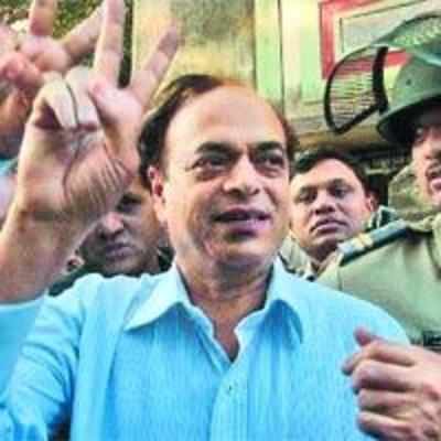 Abu Azmi almost missed getting bail