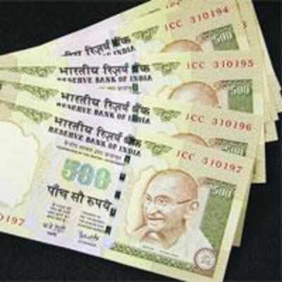 Five men caught in fake notes racket