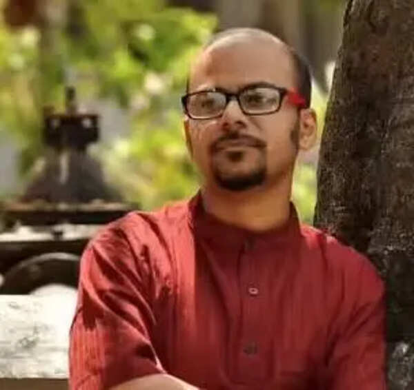 Protest near Academy against Srijato warrant