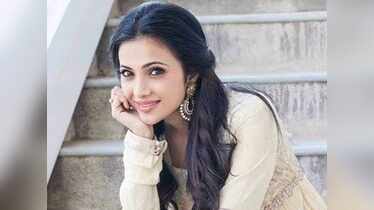 Asha Negi, Sanaya Irani: Actors who went completely missing from ...