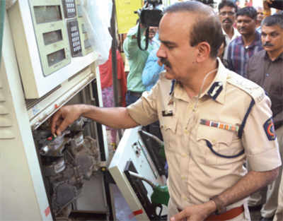 HC stays Thane police’s probe into petrol pump scam