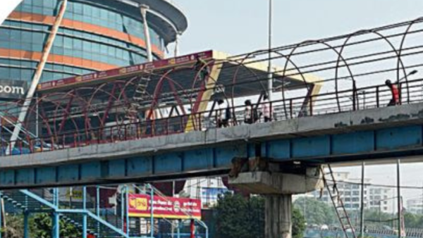 Gurugram: Hurdles in supply chain hold up work on footbridge at Huda City Centre junction