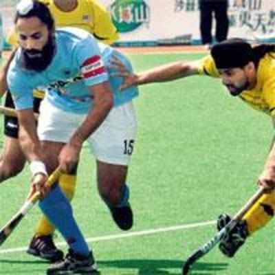 India keep CT hopes alive; to take on Pak in virtual semis