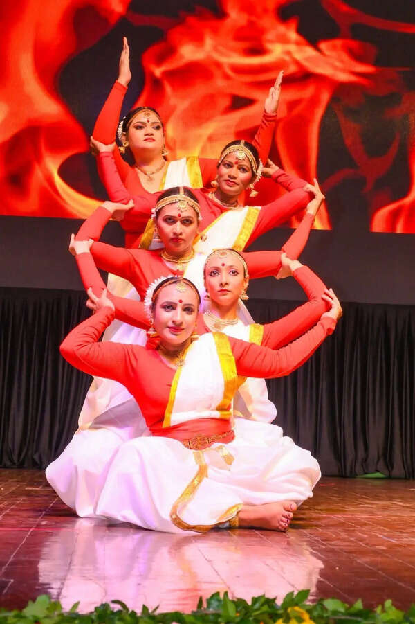 IIT-Kanpur celebrates India's diversity