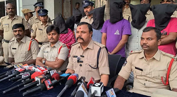Kadapa police bust organised crime and recover stolen property worth ₹53 lakh