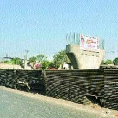 March 2012 is the new deadline for Manpada flyover