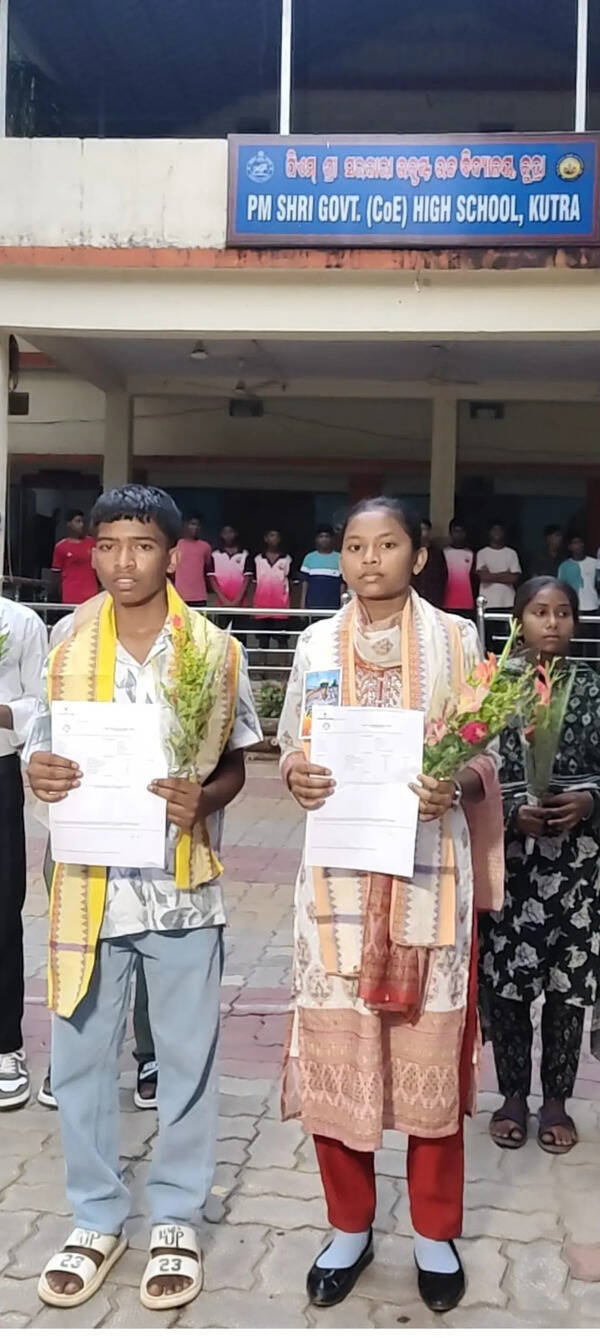 Poor Farmers' children top Class X exams in Sundargarh