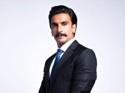 Watch: Ranveer Singh wraps up London schedule of '83 in style