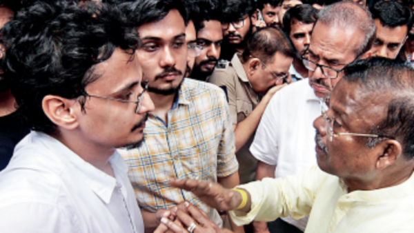 Why dump RG Kar garbage on us: Uncomfortable posers from agitating CNMCH doctors, interns