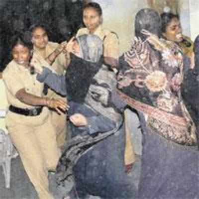 29 Muslim women held, remanded for attacking AP cops