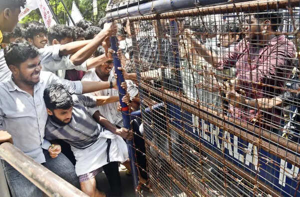 NEET controversy serious threat to students’ future, says Pinarayi Vijayan