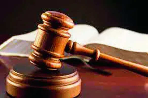 HC upholds revised pay scale for lab technicians from April 2010