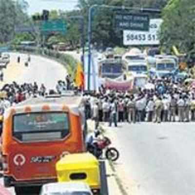 Avoid central biz district during the peak hours