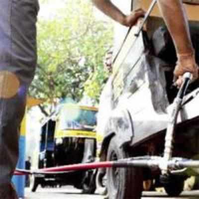 City's autodrivers blame stalling rickshaws on adulterated CNG
