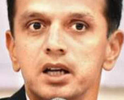 `Dr Dravid' insists on knowledge transfer